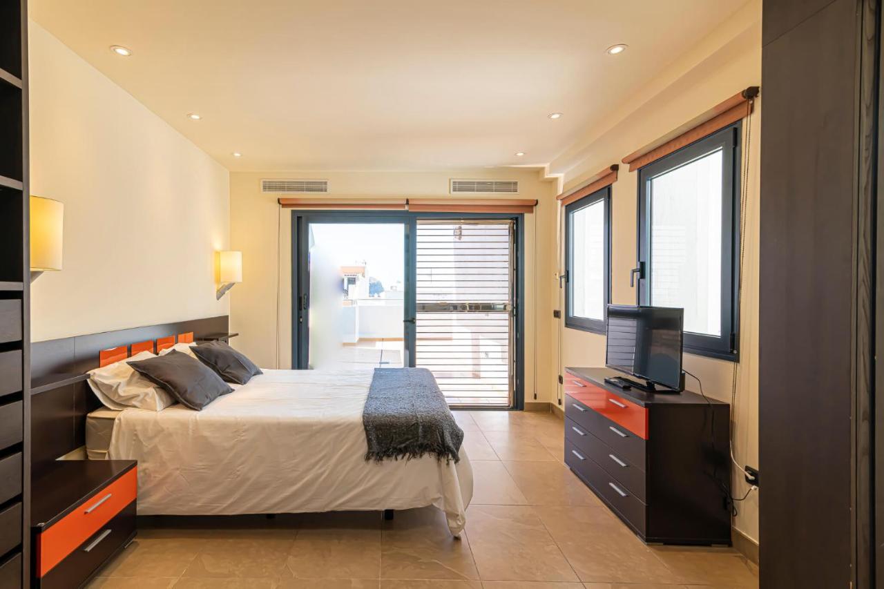 Luxury Holidays Suites, Playa De Los Cristianos Los Cristianos  Eksteriør bilde