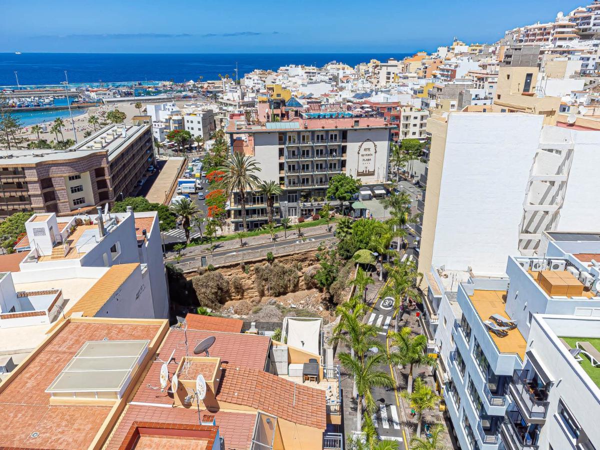 Luxury Holidays Suites, Playa De Los Cristianos Los Cristianos  Eksteriør bilde