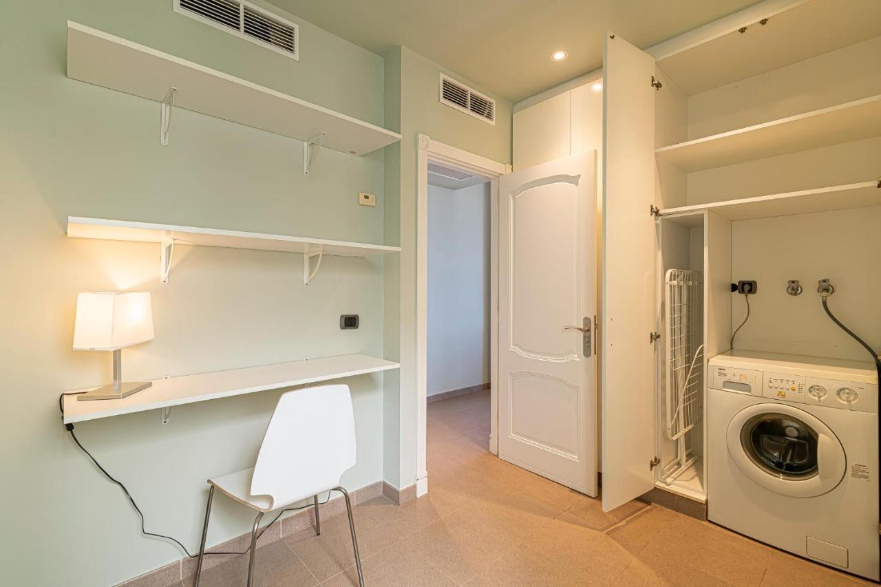 Luxury Holidays Suites, Playa De Los Cristianos Los Cristianos  Eksteriør bilde