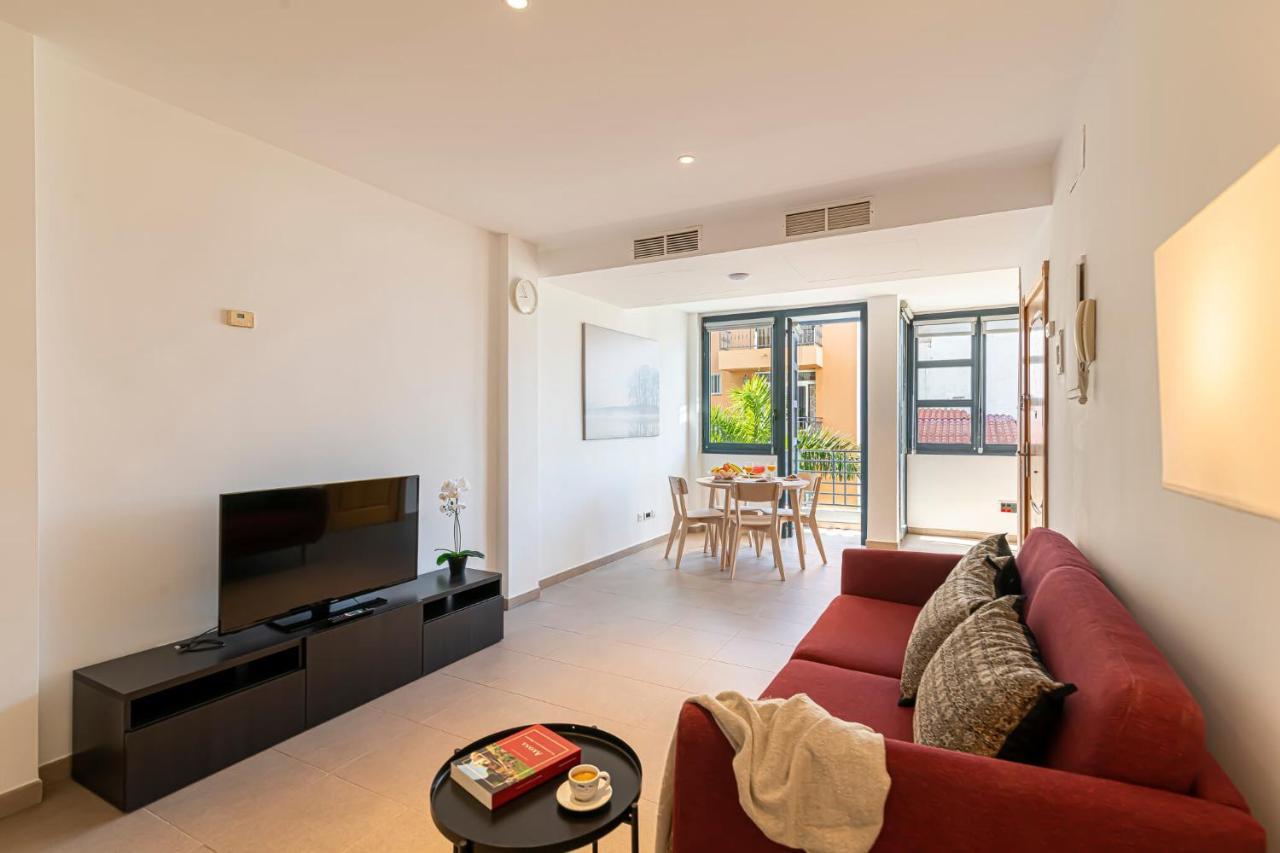 Luxury Holidays Suites, Playa De Los Cristianos Los Cristianos  Eksteriør bilde