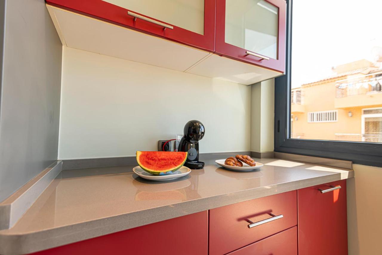 Luxury Holidays Suites, Playa De Los Cristianos Los Cristianos  Eksteriør bilde