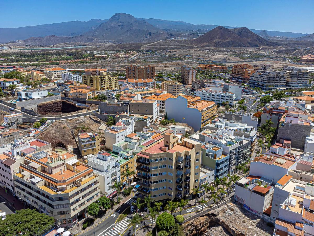 Luxury Holidays Suites, Playa De Los Cristianos Los Cristianos  Eksteriør bilde