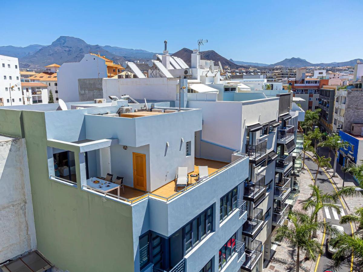 Luxury Holidays Suites, Playa De Los Cristianos Los Cristianos  Eksteriør bilde