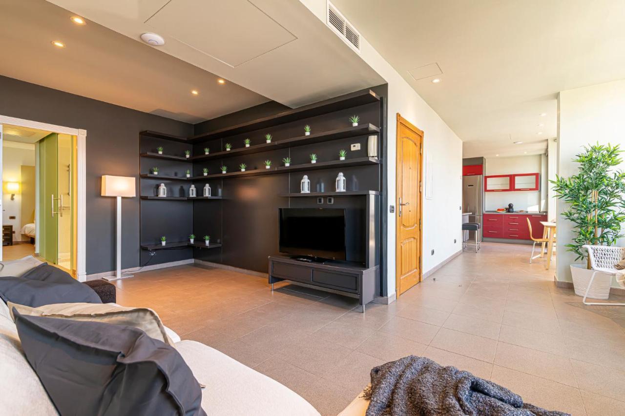 Luxury Holidays Suites, Playa De Los Cristianos Los Cristianos  Eksteriør bilde